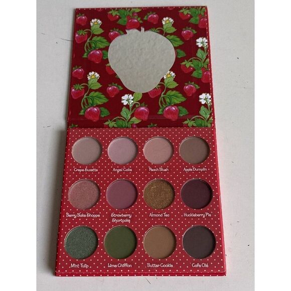 Taste Beauty STRAWBERRY SHORTCAKE EYESHADOW PALETTE 12 Colors With Mirror NEW - Picture 2 of 14